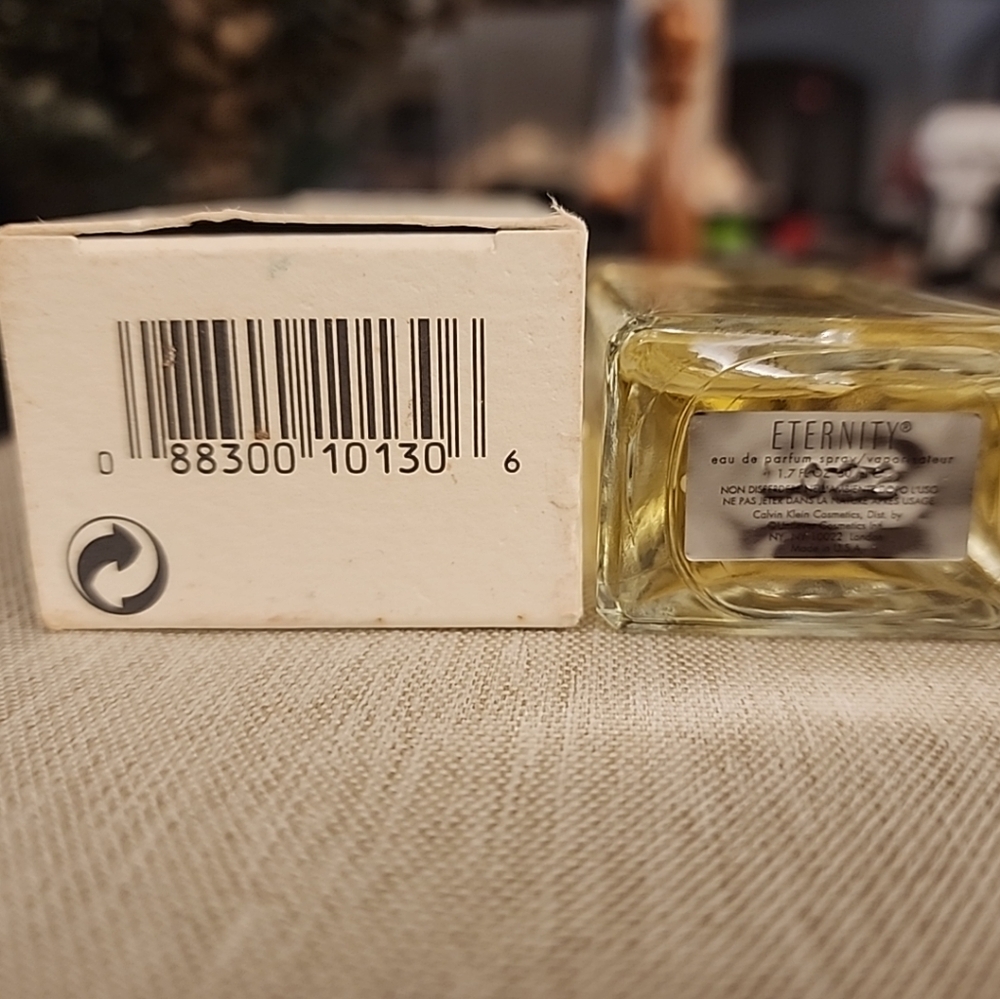 Calvin Klein Eternity for Women - Picture 3 of 6